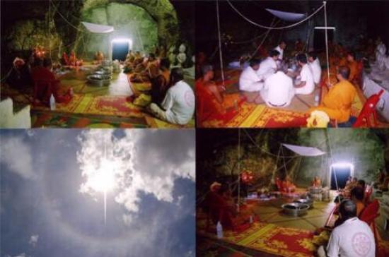 รูปขุนพันธรักษ์ราชเดชพุทธาคมเขาอ้อปี 2549 (พิธี5วาระ)